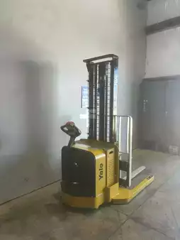 Pallet Stackers 2016  Yale MSW040SFN24TV087 (7)