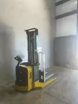 Pallet Stackers 2014  Yale MSW040SFN24TV087 (7)