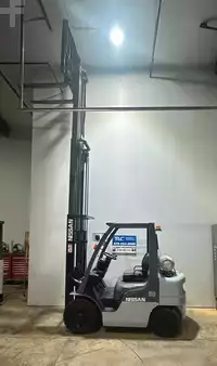 Propane Forklifts 2013  Unicarriers MP1F2A25LV (2)