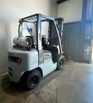 Propane Forklifts 2013  Unicarriers MP1F2A25LV (7)