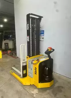 Pallet Stackers 2010  Yale MSW040SFN24TV087 (4)