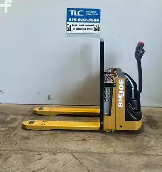 Patín Eléctrico - Yale MPW050-EN24T2748 (3)