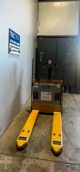 Patín Eléctrico - Yale MPW050-EN24T2748 (9)