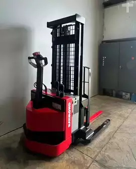 Apilador eléctrico 2019  Raymond RSS40 (7)