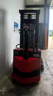 Apilador eléctrico 2019  Raymond RSS40 (9)