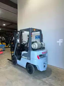 Propane Forklifts 2012  Nissan MP1F1A20LV (6)
