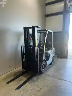 Propane Forklifts 2012  Nissan MP1F1A20LV (7)