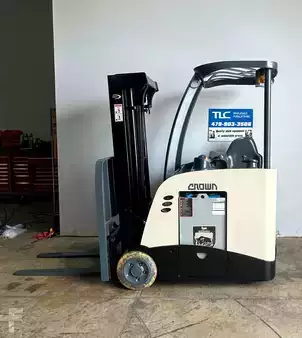 Apilador Hombre a Bordo 2012  Crown RC 5530-30 (3)