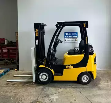 Propane Forklifts 2008  Yale GLP040SVXNURE084 (2)