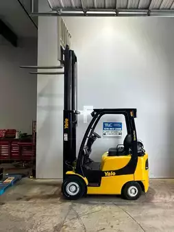 Propane Forklifts 2008  Yale GLP040SVXNURE084 (3)