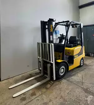Propane Forklifts 2008  Yale GLP040SVXNURE084 (5)