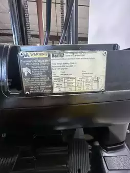 Propane Forklifts 2008  Yale GLP040SVXNURE084 (8)