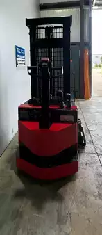 Pallet Stackers 2017  Raymond RSS40 (12)