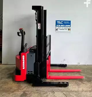 Pallet Stackers 2017  Raymond RSS40 (3)