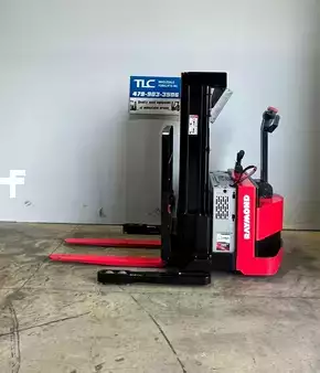 Pallet Stackers 2011  Raymond RSS40 (3)