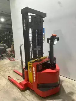 Pallet Stackers 2008  Raymond RSS40 (4)