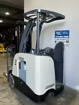 Apilador Hombre a Bordo 2014  Crown RC 5530-30 (4)