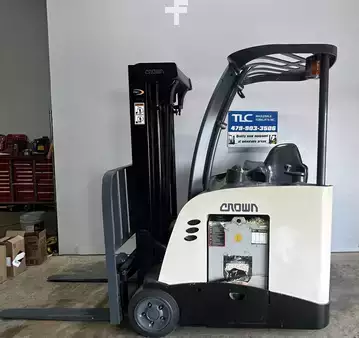 Apilador Hombre a Bordo 2014  Crown RC 5530-30 (1)