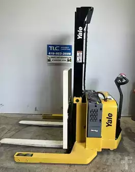 Apilador eléctrico 2025  Yale MSW040SFN24TV087 (3)