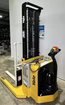 Pallet Stackers 2015  Yale MSW040SFN24TV087 (6)
