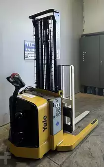 Pallet Stackers 2024  Yale MSW040SFN24TV087 (5)