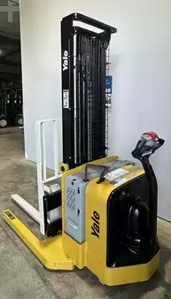 Pallet Stackers 2024  Yale MSW040SFN24TV087 (6)