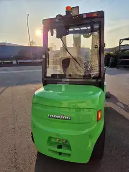 Eléctrica de 4 ruedas 2026  Lonking CPD35-X (4)