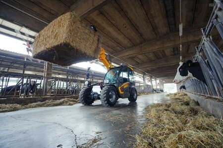 Ładowarka teleskopowa rotacyjna 2024  Dieci MINI AGRI 20.4 SMART (3)