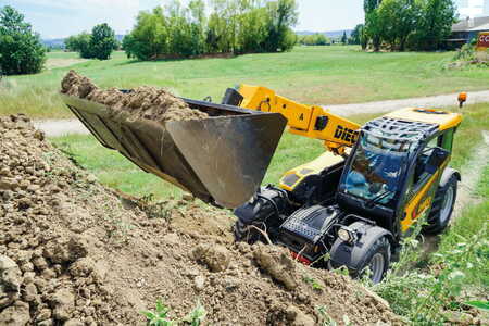 Empilhador telescópico-Fixo 2024  Dieci Agri Farmer 30.7 (2)