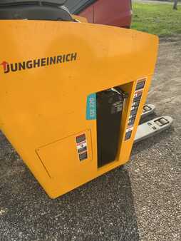 Jungheinrich ESE220NA