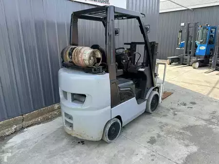 Propane Forklifts - Nissan MCP1F2A20LV (5)