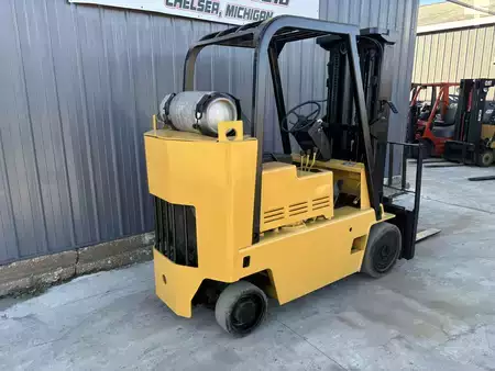 Propane Forklifts - CAT Lift Trucks T80D (4)