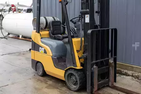 Propane Forklifts - CAT Lift Trucks CC4000 (3)