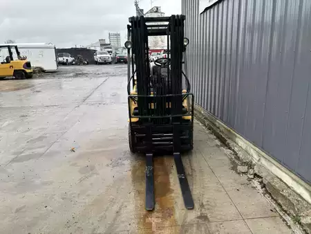 Propane Forklifts - CAT Lift Trucks GC25K (2)