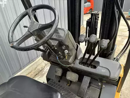 Montacargas GLP - CAT Lift Trucks GC15K (7)