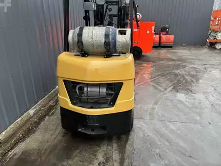 Montacargas GLP 2015  CAT Lift Trucks 2C5000 (5)