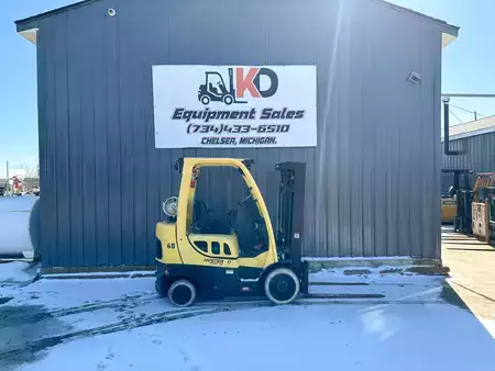 Propane Forklifts 2017  Hyster S50FT (1)