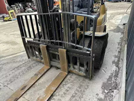 Montacargas GLP 2015  CAT Lift Trucks GP40N (2)