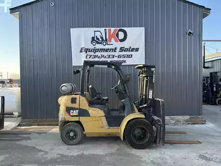 Montacargas GLP 2016  CAT Lift Trucks GP40N (1)
