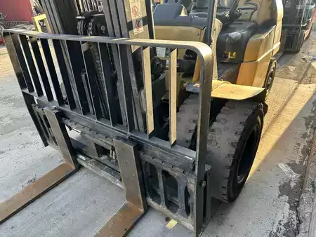 Montacargas GLP 2016  CAT Lift Trucks GP40N (2)