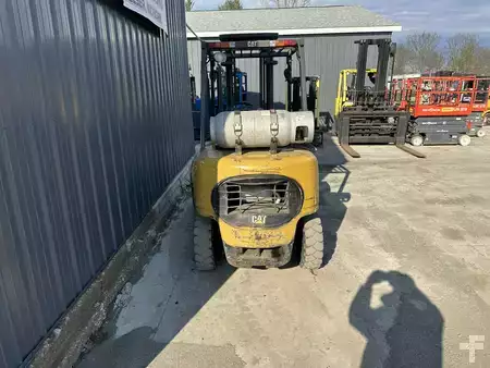 Propane Forklifts - CAT Lift Trucks GP30K (6)