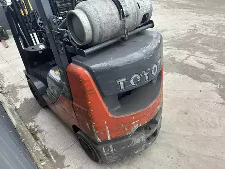 Propane Forklifts - Toyota 8FGCU25 (7)