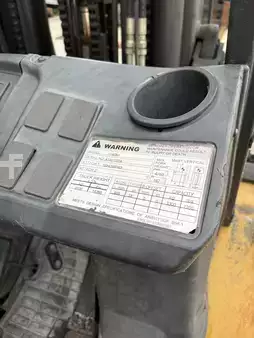 Propane Forklifts - CAT Lift Trucks GP40N1 (2)