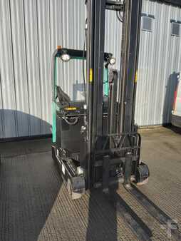 Reachstacker 2012  Mitsubishi RB16N (2)