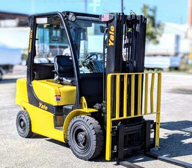 Propane Forklifts-Yale-GLP050VXNVRE084