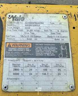 Propane Forklifts 2000  Yale GLC040AFNUAE082 Forklift (2)