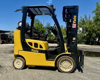 Carretilla elevadora GLP 2013  Yale GLC080VXNGAE085 (1)