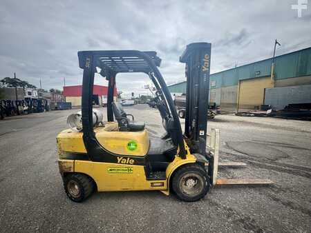 Carretilla elevadora GLP 2012  Yale GLP050 (2)