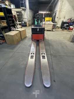 Transpaleta eléctrica 2023  Heli CBD35 (2)