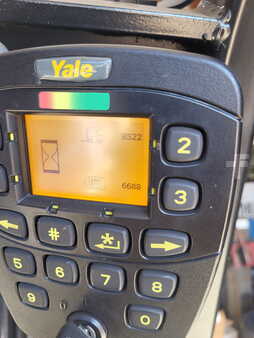 Eléctrica de 3 ruedas 2017  Yale ERP040VTN36TE084 (5)